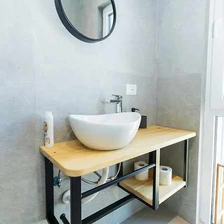 Sky Cane Lägenhet Tirana