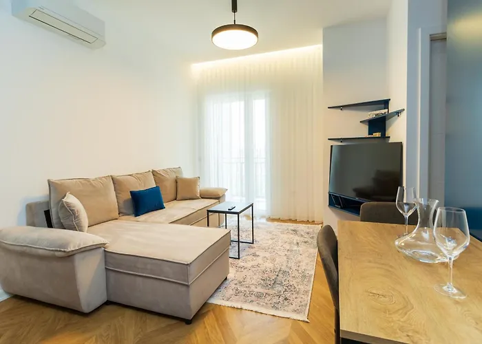Apartament Sky Cane Tirana